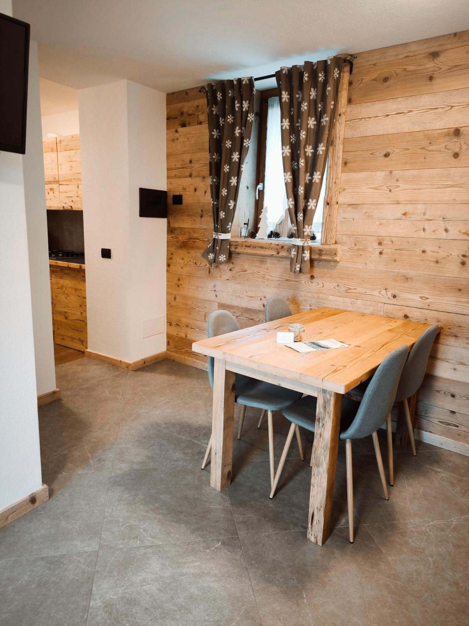 Atelier Della Montagna Bed & Breakfast Zambla Alta Exterior photo